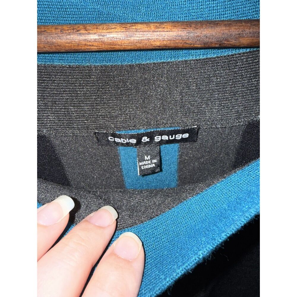 Cable & Gauge Colorblock Knit Top M Black Teal Blue Gray Dolman Sleeve Boat Neck - Picture 3 of 7